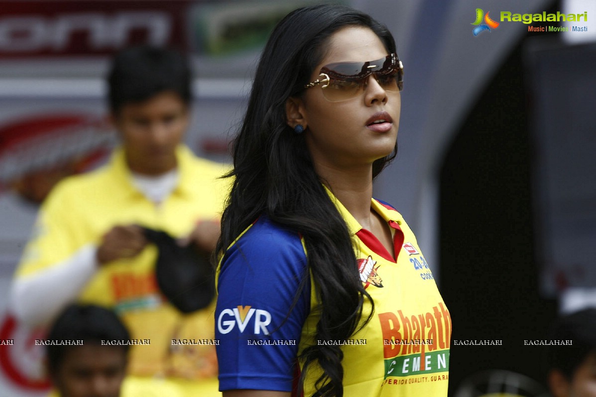 CCL 3 : Chennai Rhinos Vs Bhojpuri Dabangs Match (Set 1)