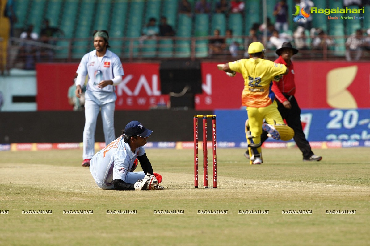 CCL 3 : Chennai Rhinos Vs Bhojpuri Dabangs Match (Set 1)