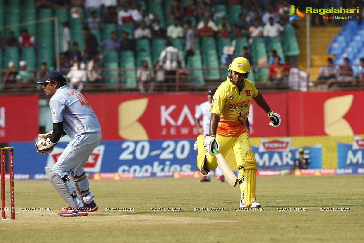 CCL 3 : Chennai Rhinos Vs Bhojpuri Dabangs Match (Set 1)