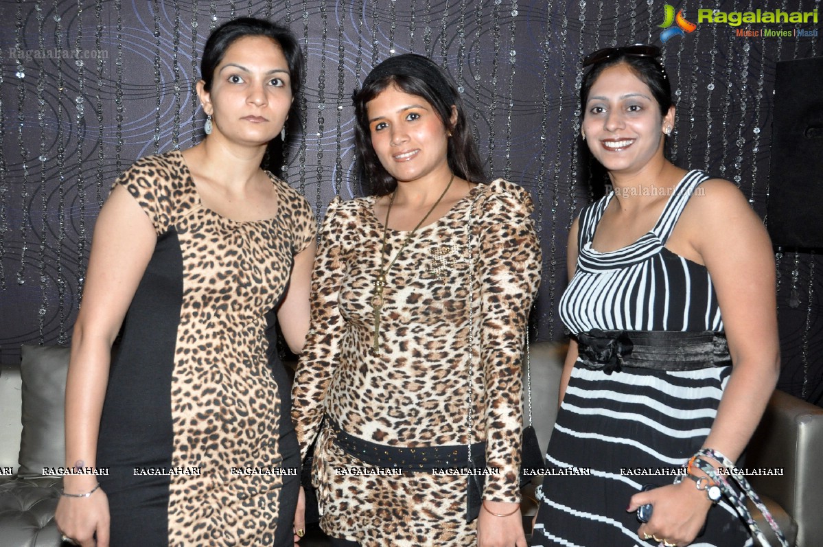 Hyderabad Gorgeous Girls Club's Twist N Turns Dance Workshop