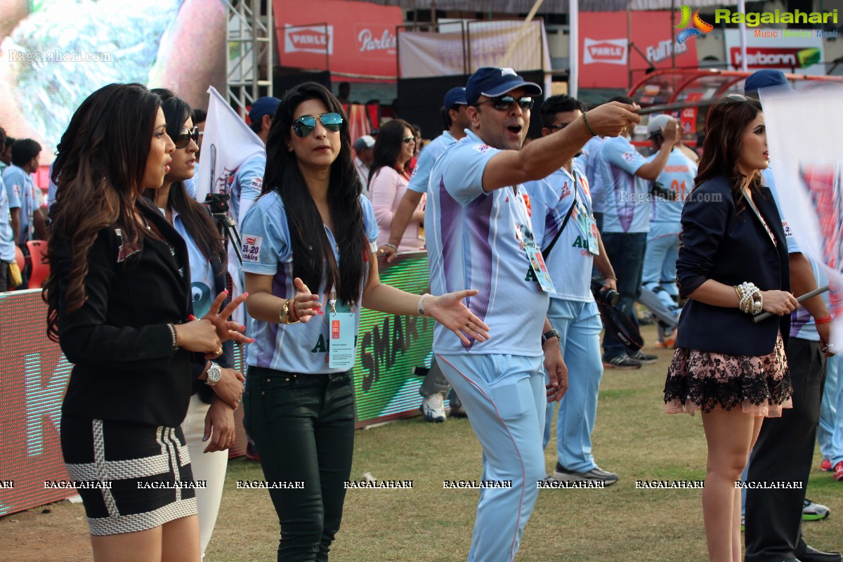 Heroines Hungama at Celebrity Cricket League 2013, Hyderabad