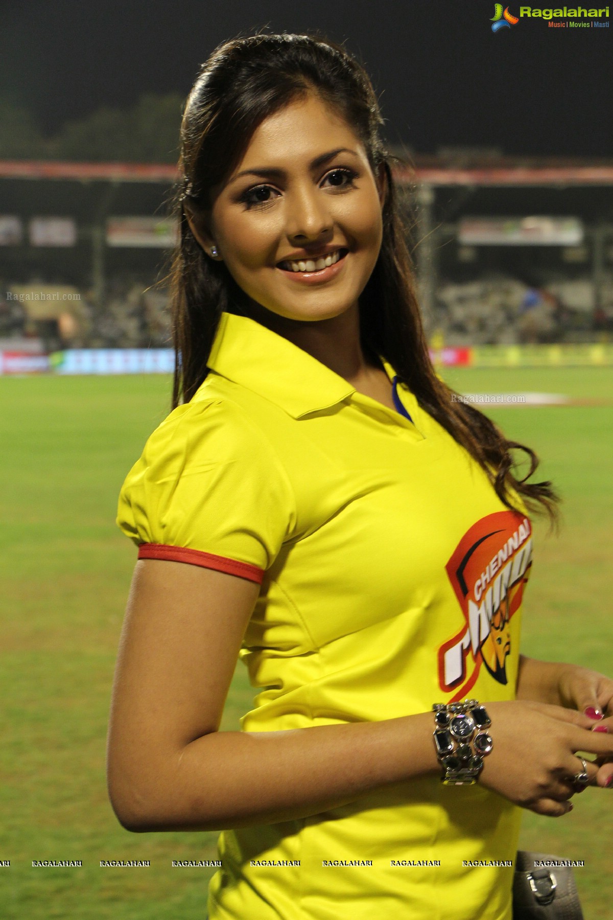 Heroines Hungama at Celebrity Cricket League 2013, Hyderabad