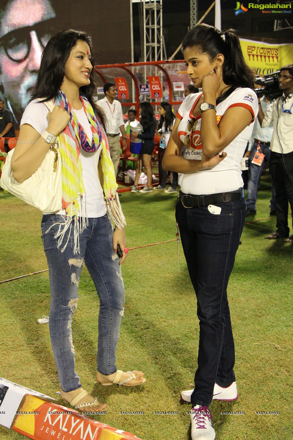 Heroines Hungama at Celebrity Cricket League 2013, Hyderabad