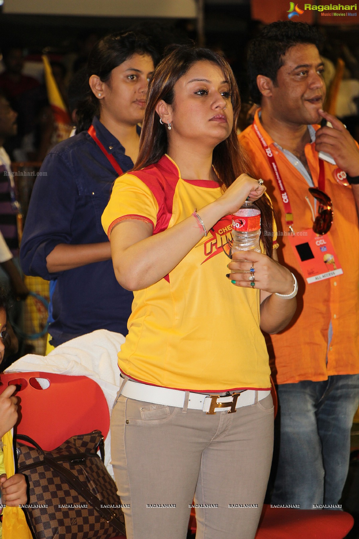 Heroines Hungama at Celebrity Cricket League 2013, Hyderabad