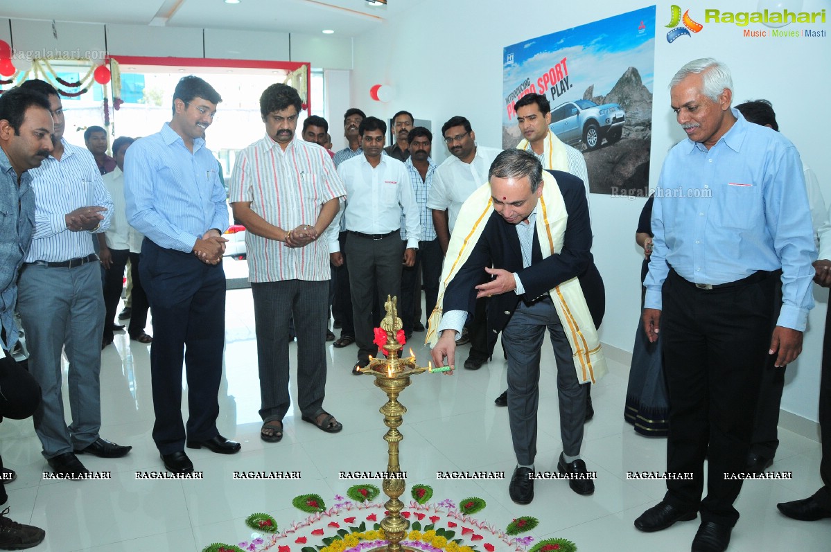 HM launches Mitsubishi Dealership in Hyderabad