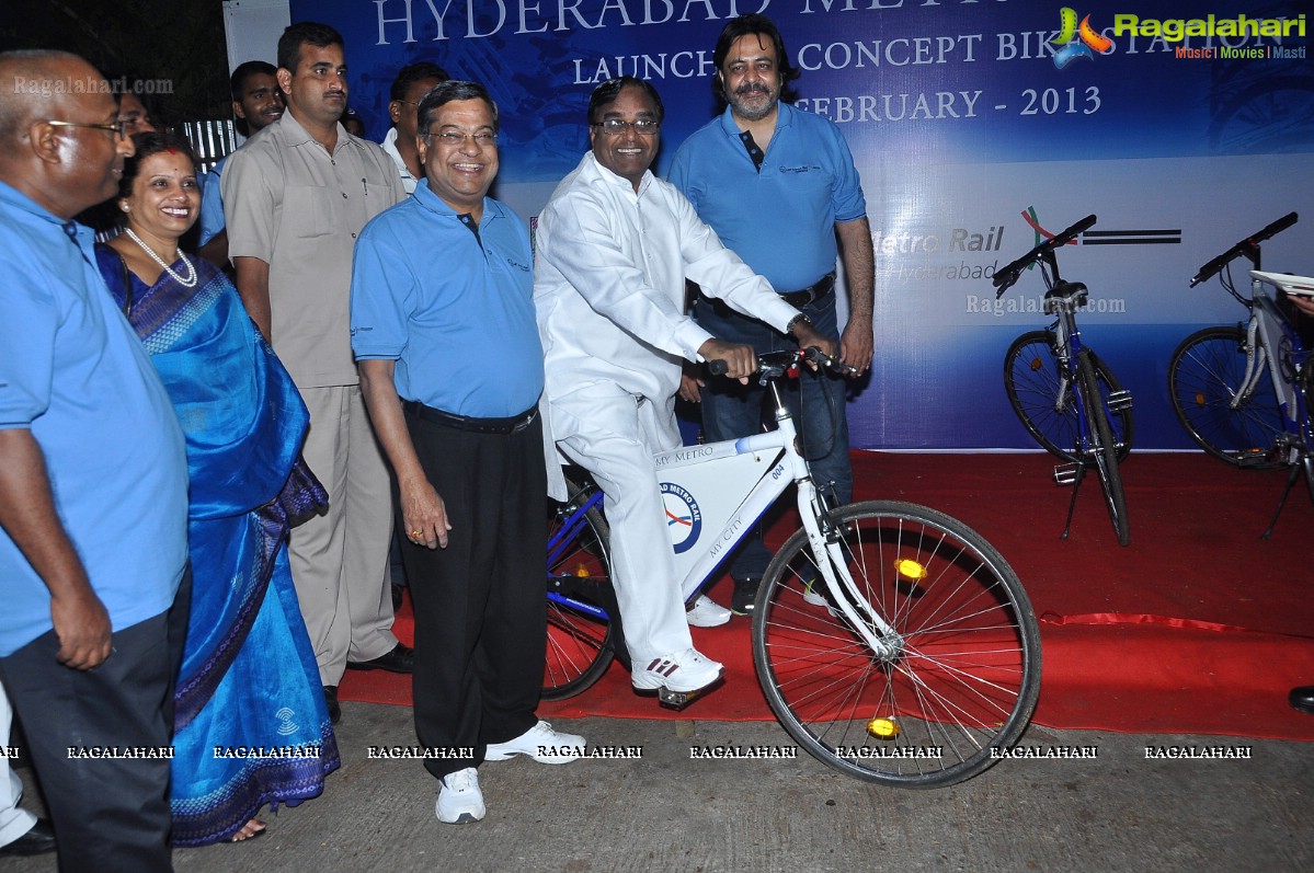 Hyderabad Metro Connects – Blue Edition