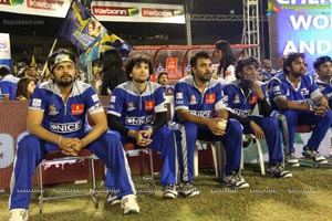 CCL 2013: Chennai Rhinos Vs Karnataka Bulldozers