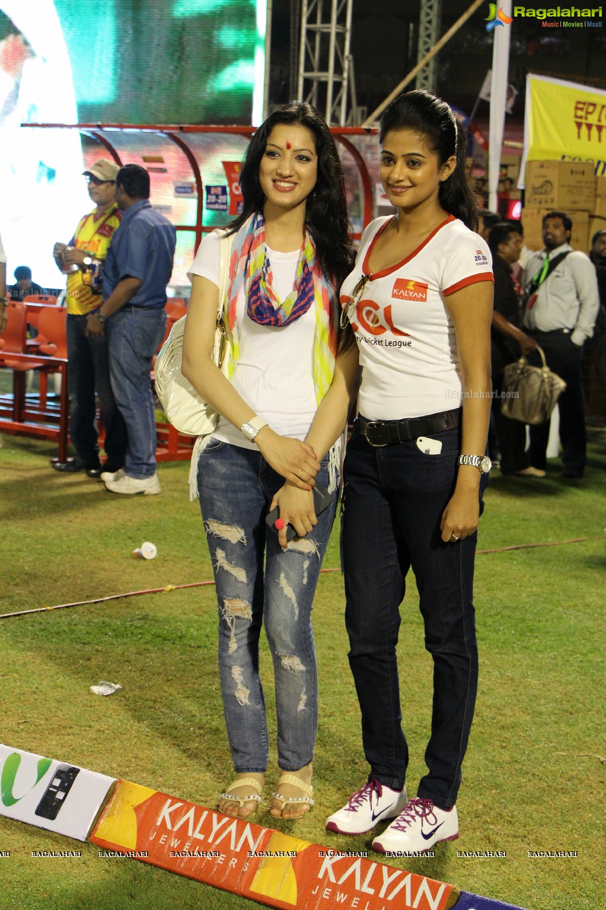 CCL 3: Chennai Rhinos Vs Bhojpuri Dabangs Match (Set 2)