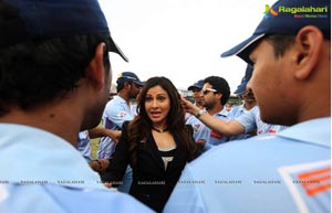 CCL 2013: Kerala Strikers Vs Bhojpuri Dabanggs