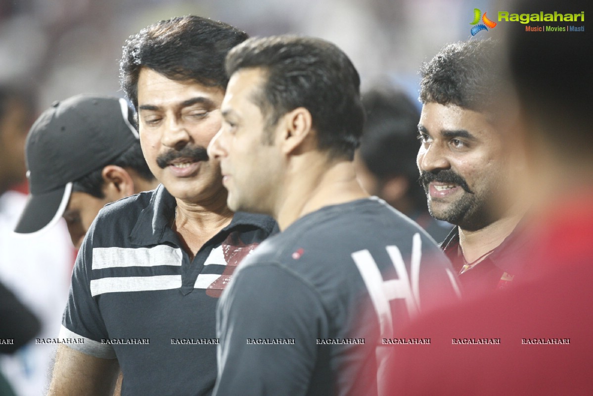 CCL 3: Kerala Strikers Vs Mumbai Heroes Match (Set 2)