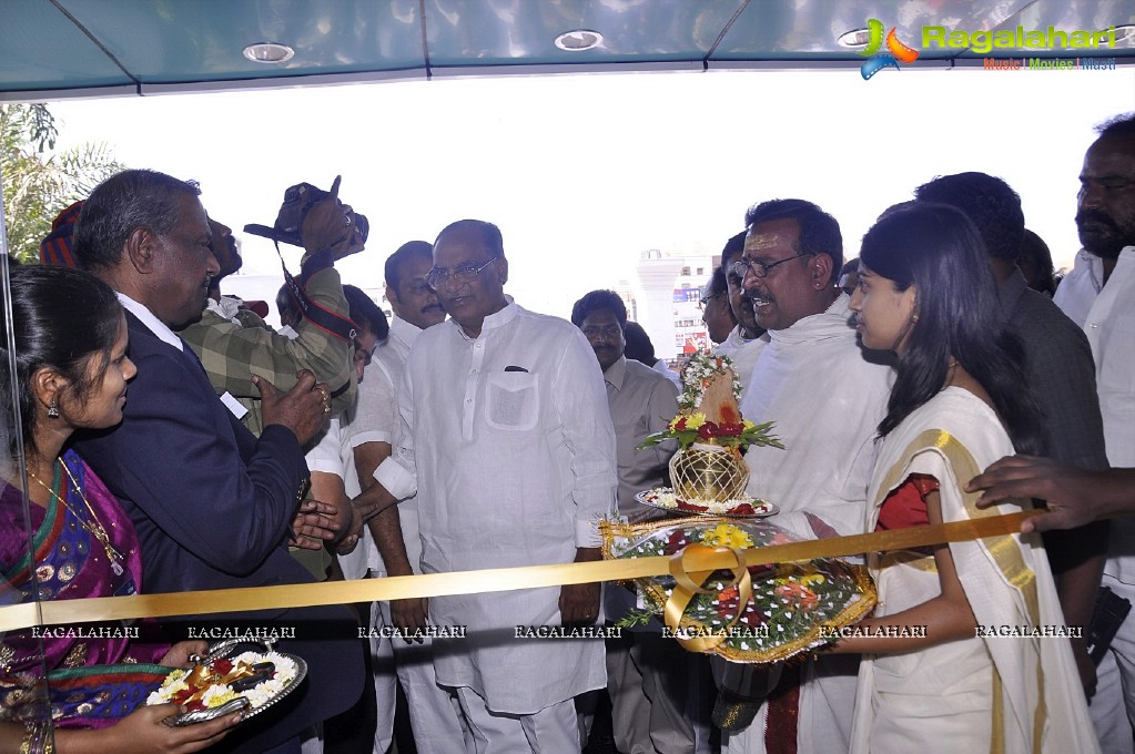 Jana Reddy launches Ozone Hospitals, Kothapet, Hyderabad