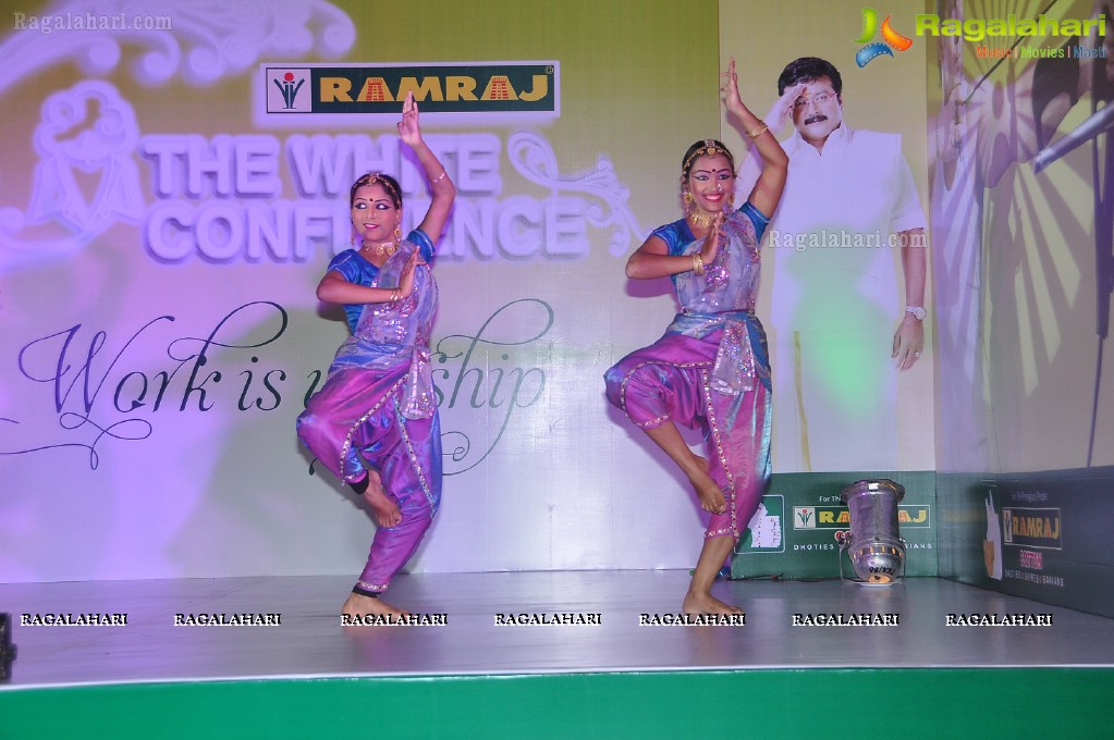 Arjun Sarja launches Ramraj Cottons, Hyderabad