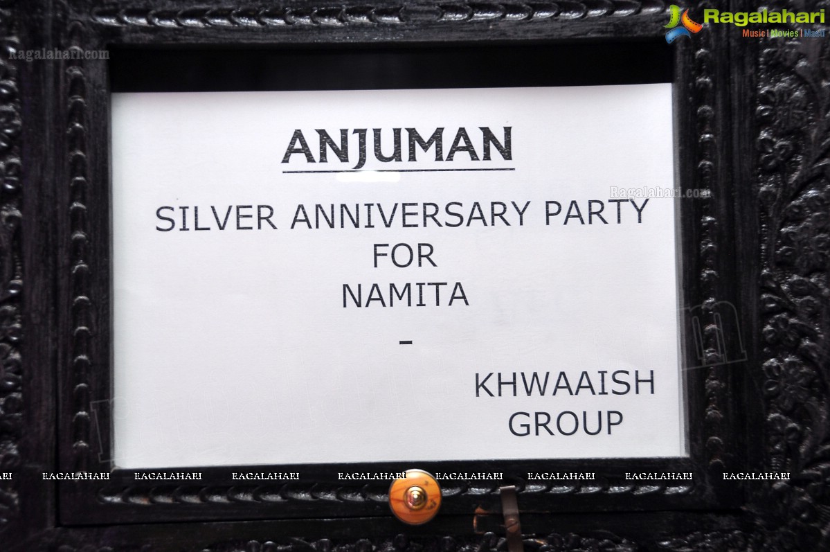 Silver Anniversary Party For Namitha