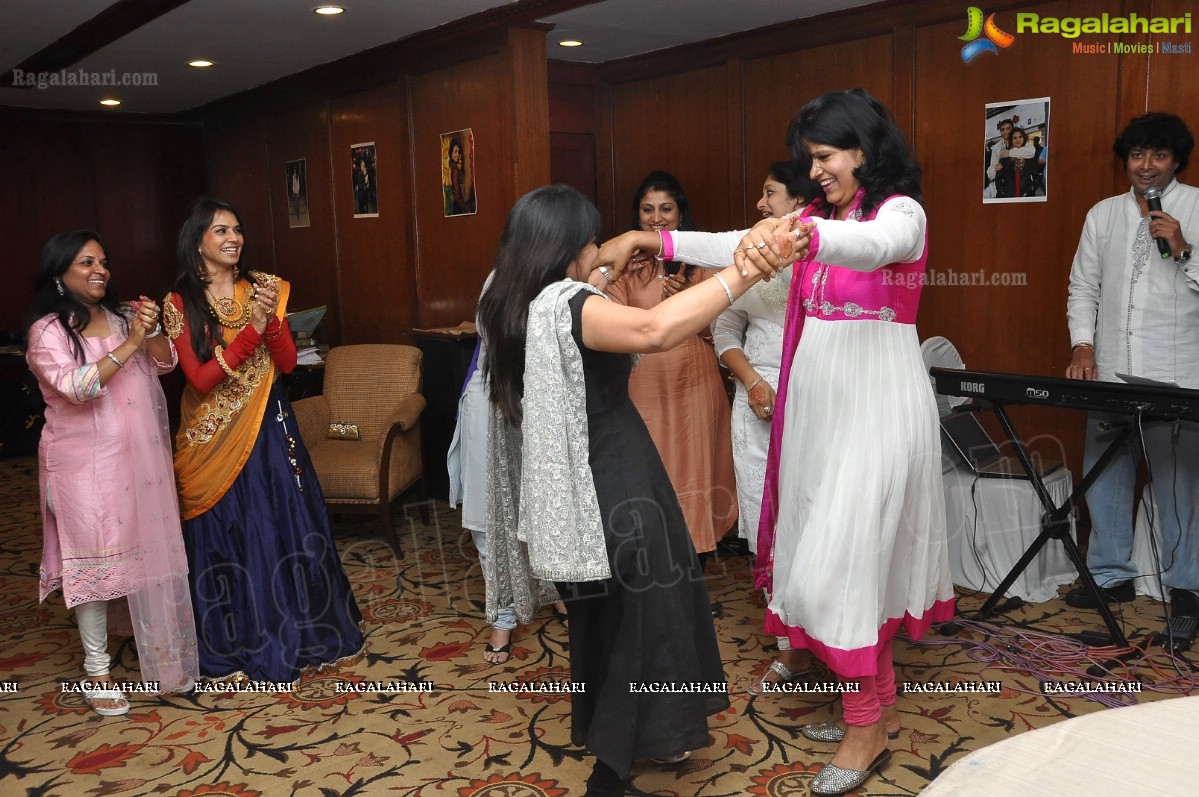 Silver Anniversary Party For Namitha