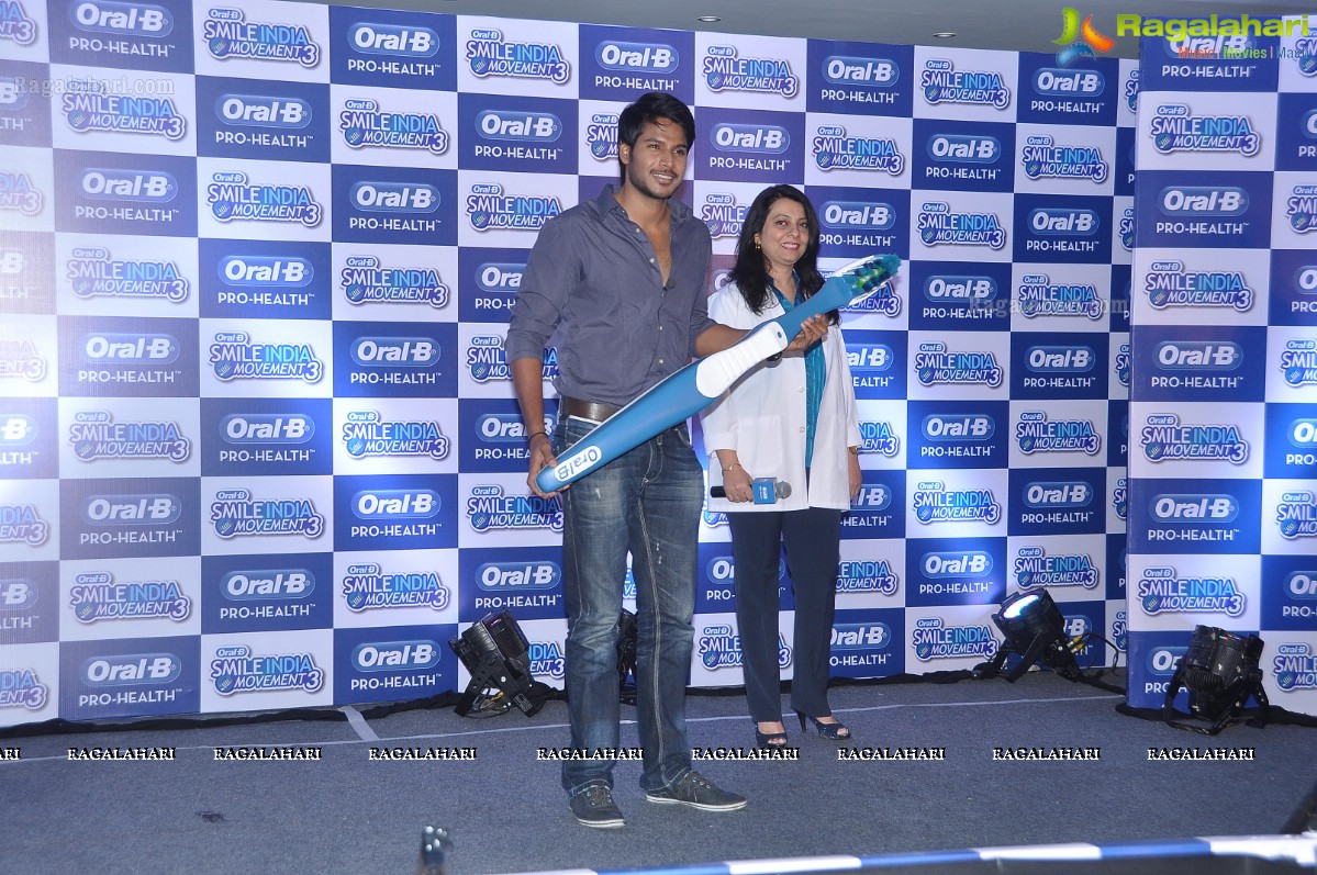 Smile Officers Prachi Desai and Sundeep Kishan at Oral-B Smile India Movement, Hyderabad