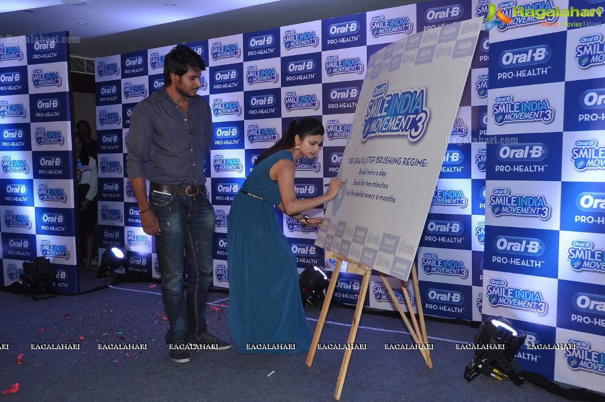 Smile Officers Prachi Desai and Sundeep Kishan at Oral-B Smile India Movement, Hyderabad