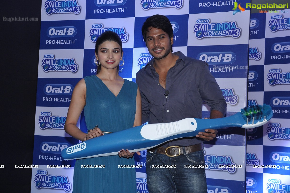 Smile Officers Prachi Desai and Sundeep Kishan at Oral-B Smile India Movement, Hyderabad