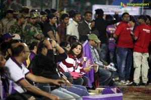 Celebrity Cricket League 2013