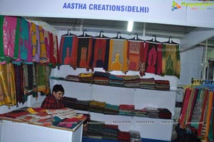 Aksha launches Trendz Summer Fashion Exhibition 2013