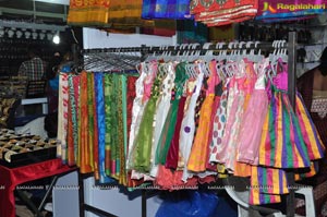 Aksha launches Trendz Summer Fashion Exhibition 2013