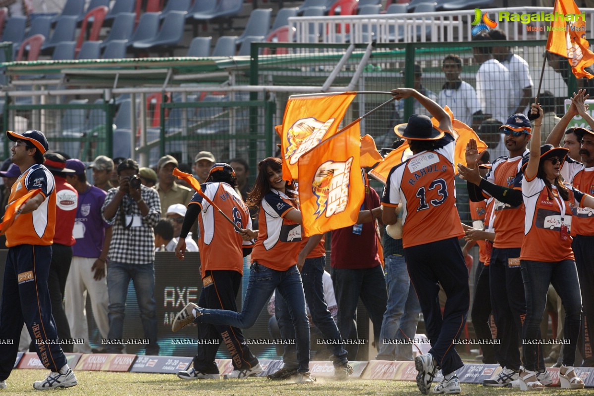 CCL 3: Veer Marathi Vs Karnataka Bulldozers Match (Set 1)