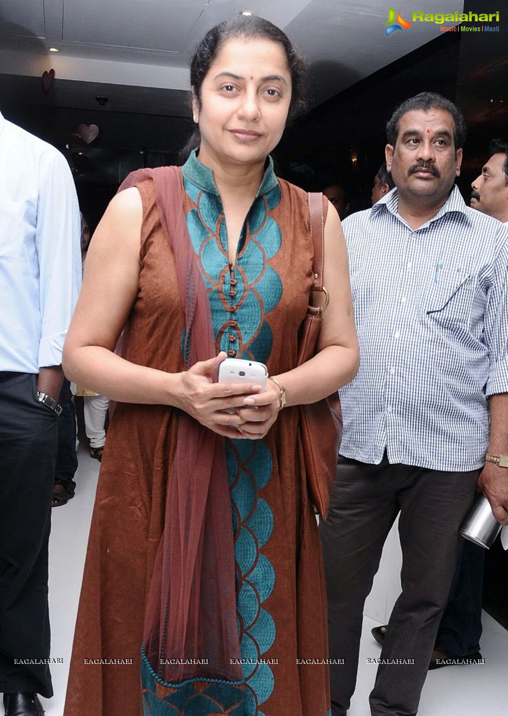 Vishwaroopam Premiere at Satyam Cinemas, Chennai