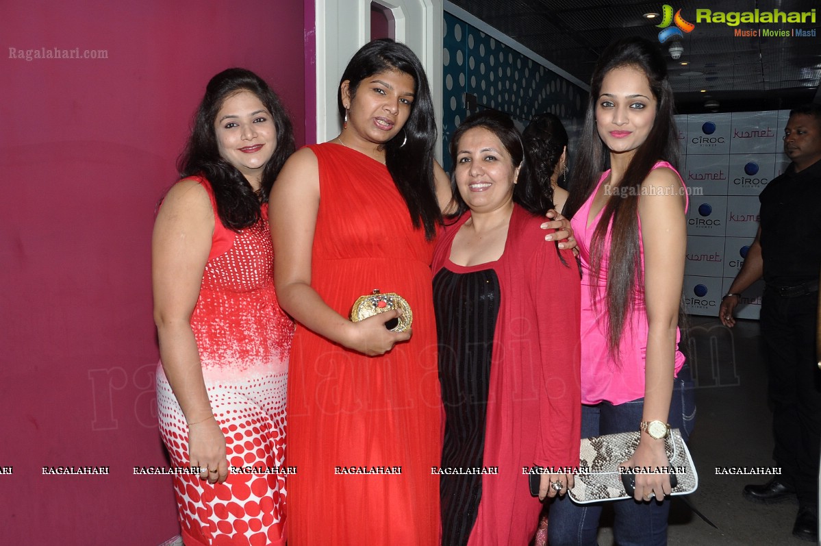 Young Ladies Club 2013 Pre-Valentine Bash at Kismet, The Park, Hyderabad