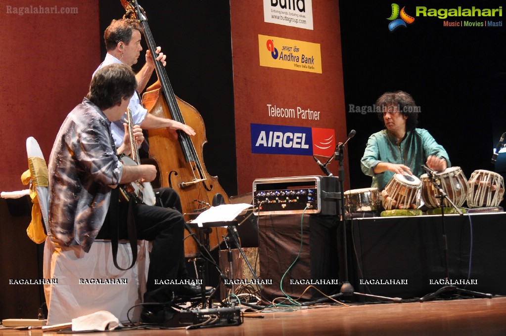 Confluence by Zakir Hussain, Bela Fleck & Edgar