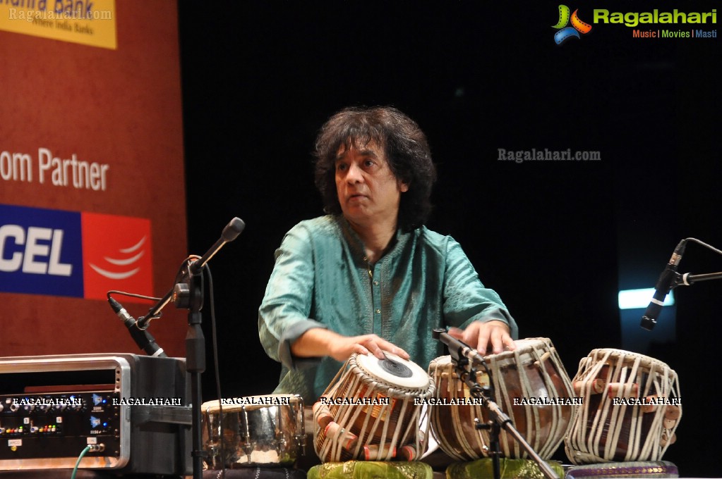 Confluence by Zakir Hussain, Bela Fleck & Edgar