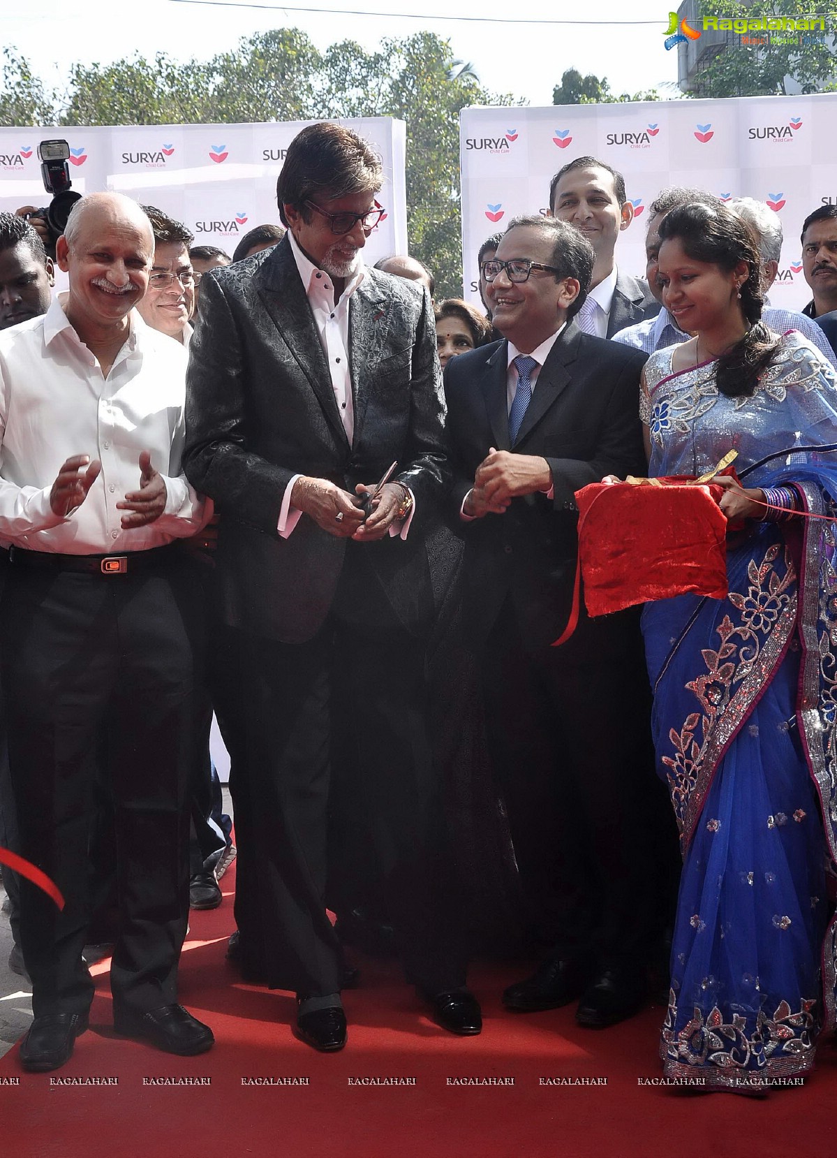 Amitabh Bachchan inaugurates Surya Child Care, Mumbai