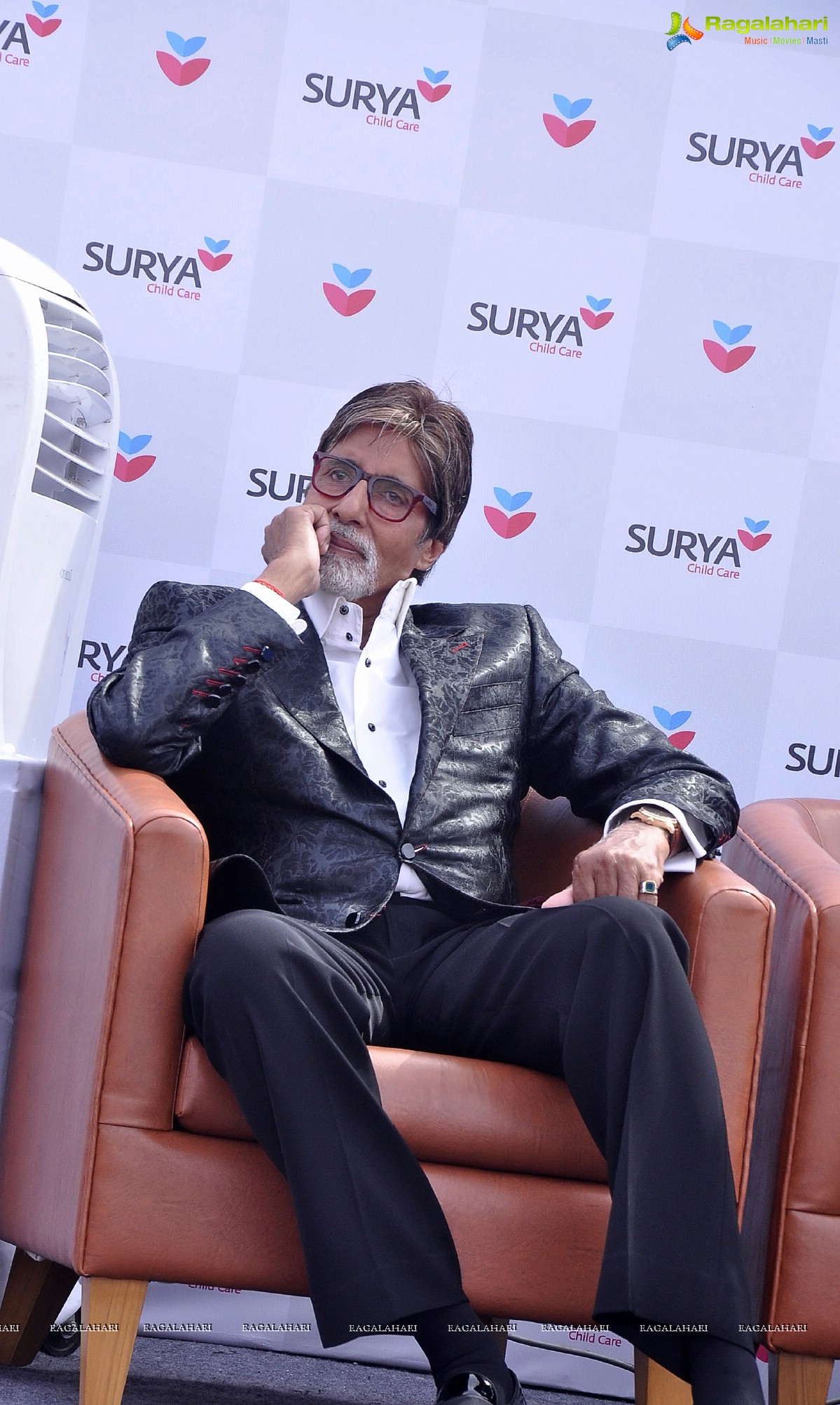 Amitabh Bachchan inaugurates Surya Child Care, Mumbai