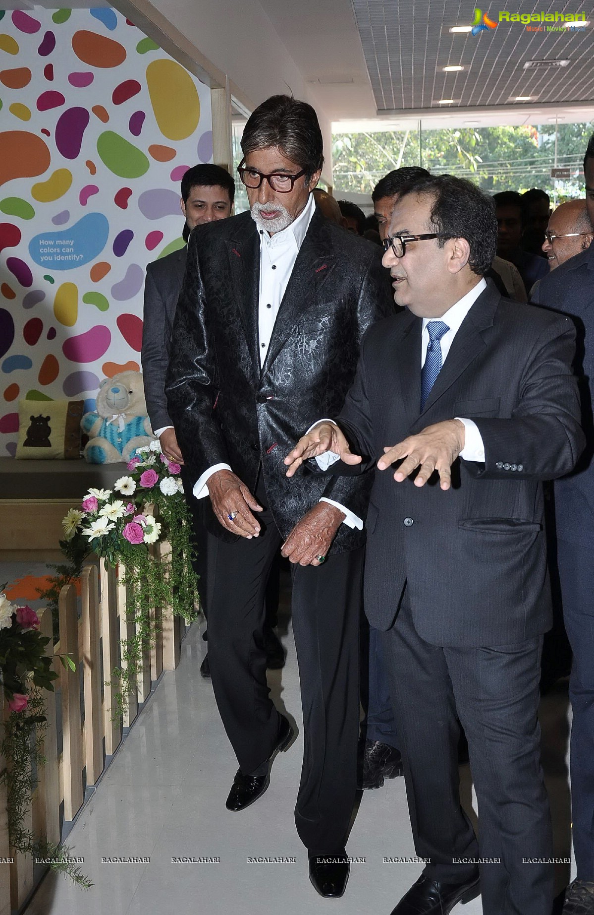 Amitabh Bachchan inaugurates Surya Child Care, Mumbai