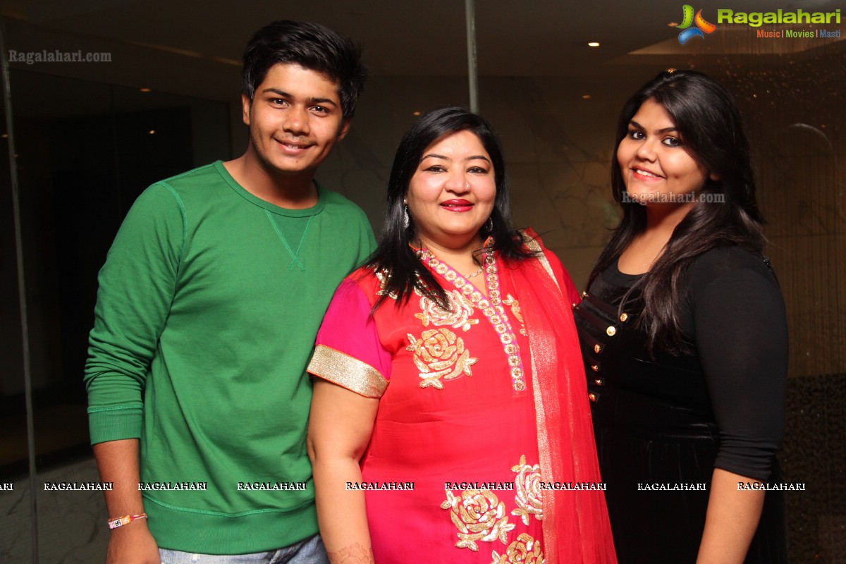 Anju Bapna Birthday Bash 2014 at Taj Vivanta, Hyderabad