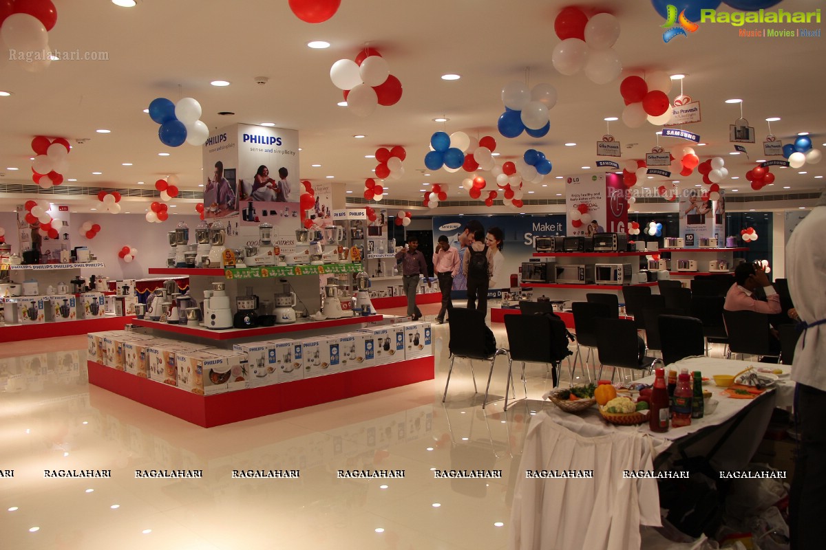 Bajaj Electronics 13th Showroom Launch, Secunderabad