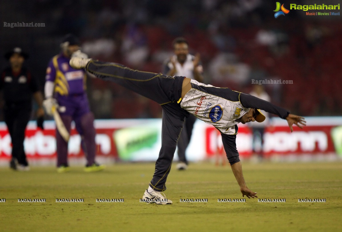 CCL 4: Bengal Tigers Vs Mumbai Heroes