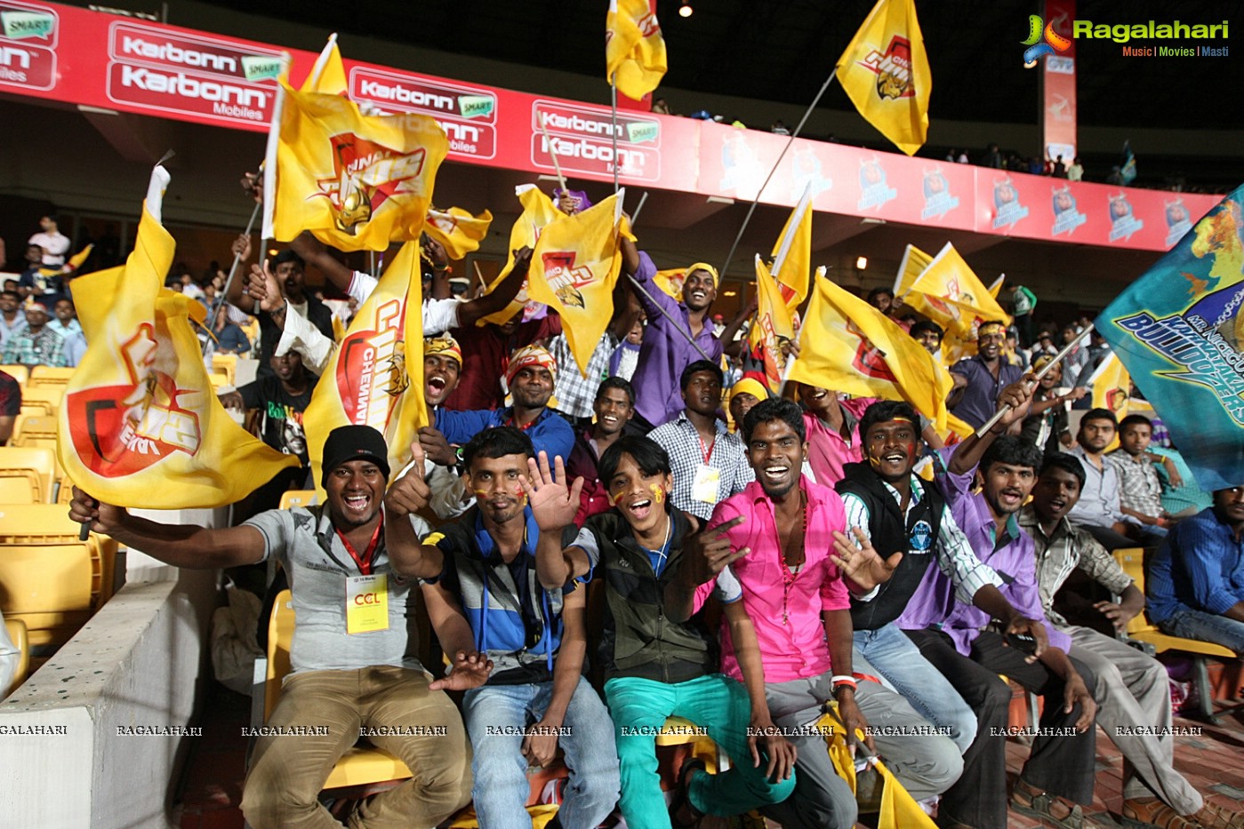 CCL 4: Chennai Rhinos Vs Karnataka Bulldozers (Set 1)