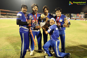 CCL4 Karnataka Bulldozers vs Kerala Stirkers Final