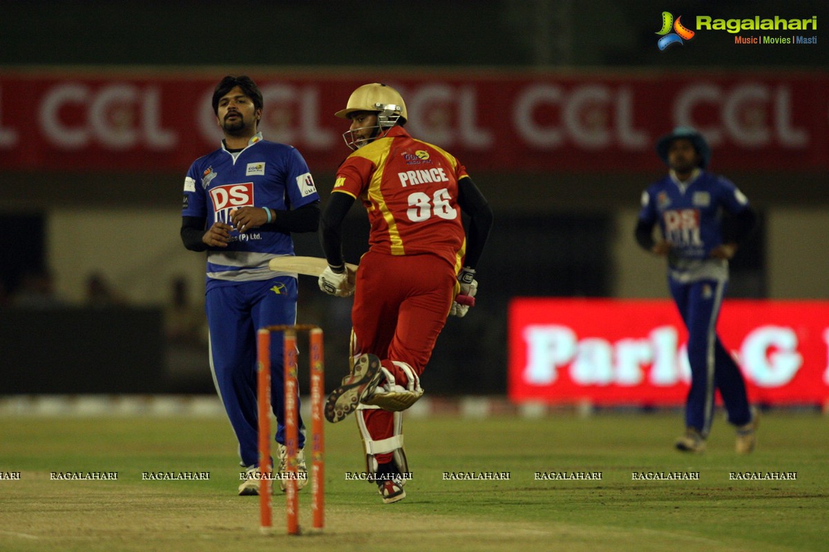 CCL 4: Telugu Warriors Vs Karnataka Bulldozers (Set 3)