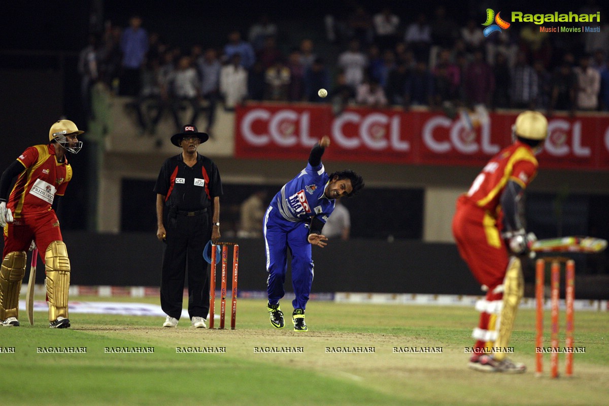 CCL 4: Telugu Warriors Vs Karnataka Bulldozers (Set 3)