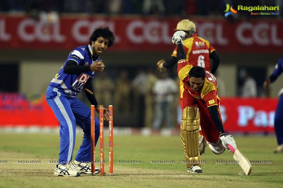 CCL 4: Telugu Warriors Vs Karnataka Bulldozers (Set 3)