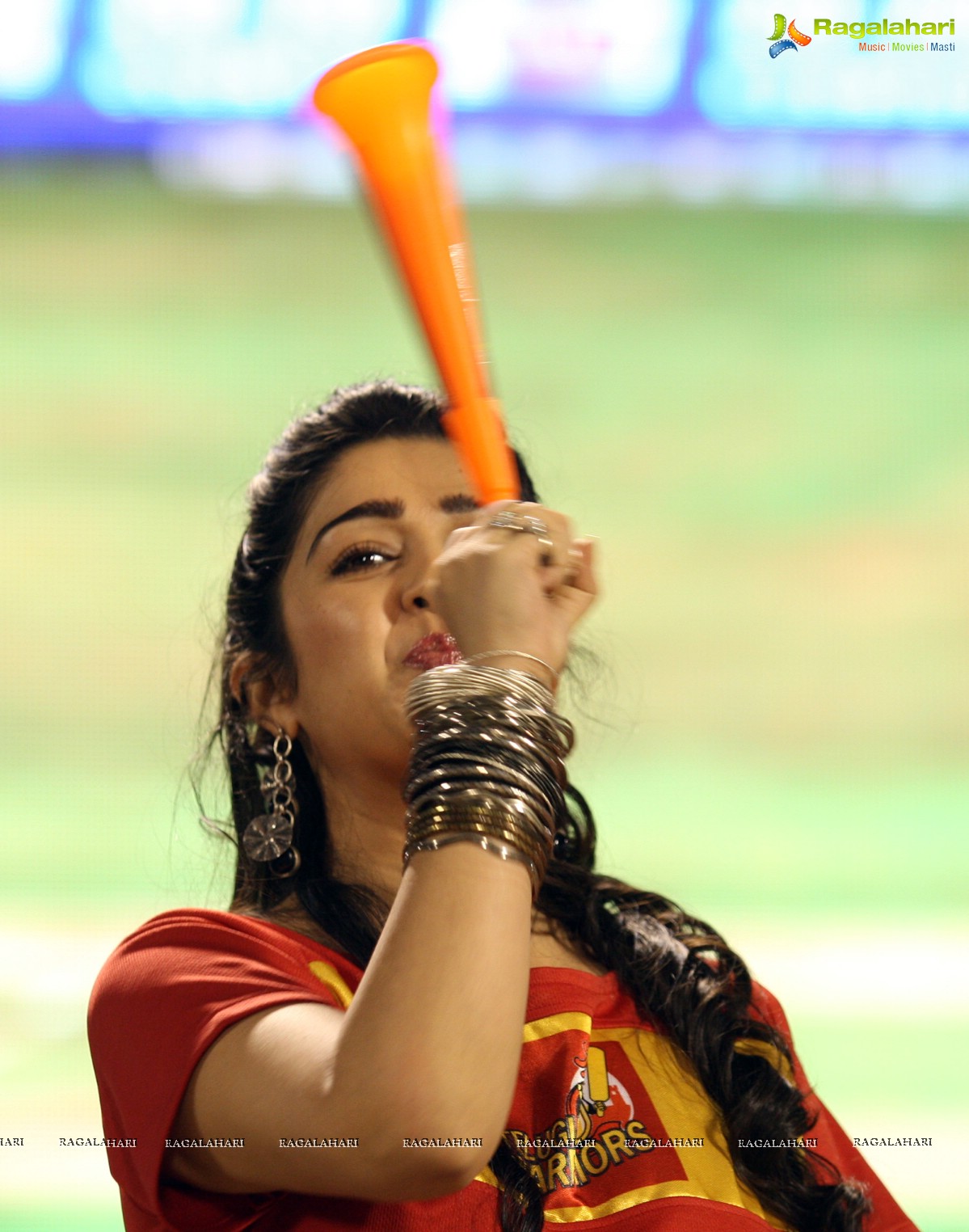 CCL 4: Telugu Warriors Vs Karnataka Bulldozers (Set 3)