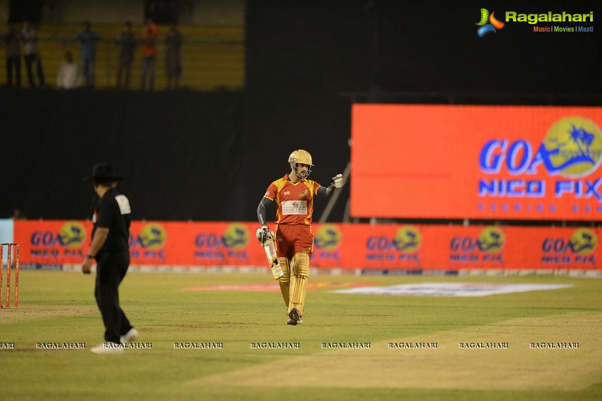 CCL4: Telugu Warriors Vs Karnataka Bulldozers (Set 1)