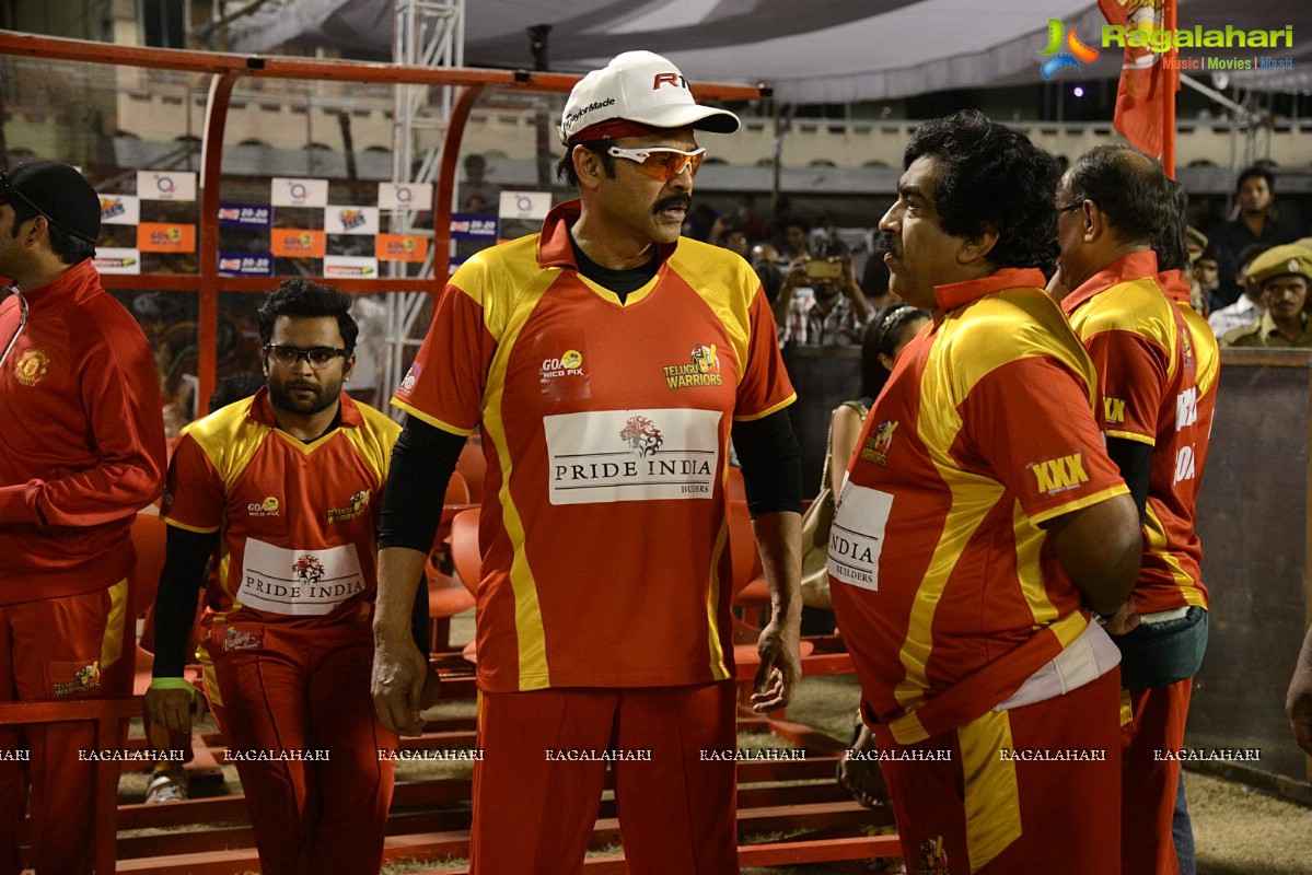 CCL4: Telugu Warriors Vs Karnataka Bulldozers (Set 1)