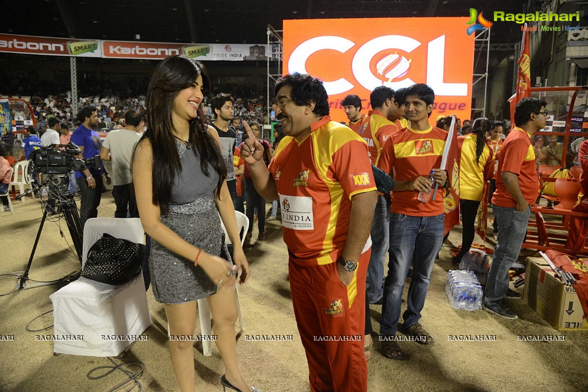 CCL4: Telugu Warriors Vs Karnataka Bulldozers (Set 1)