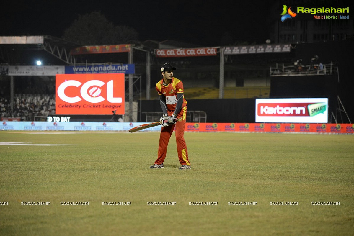 CCL4: Telugu Warriors Vs Karnataka Bulldozers (Set 1)