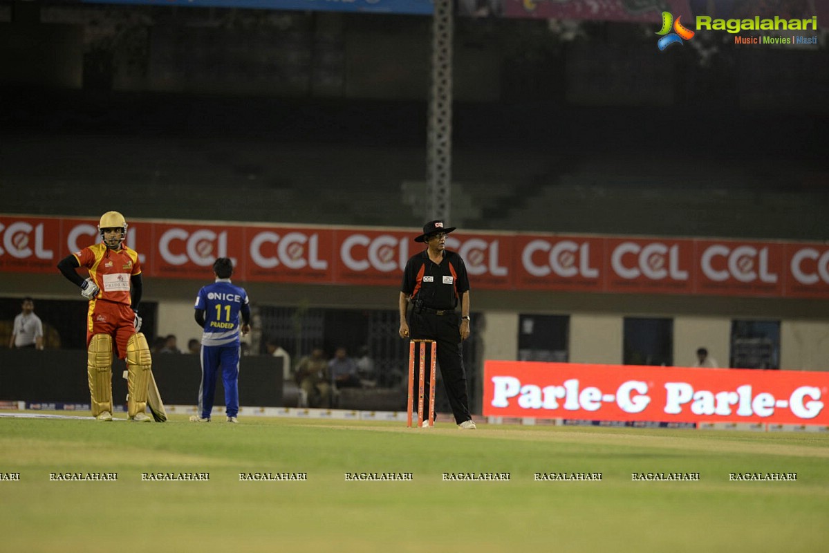 CCL4: Telugu Warriors Vs Karnataka Bulldozers (Set 1)