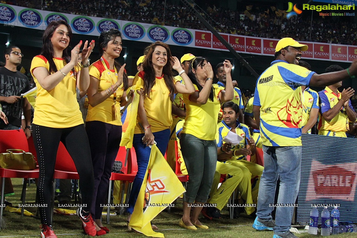 CCL4: Kerala Strikers Vs Chennai Rhinos