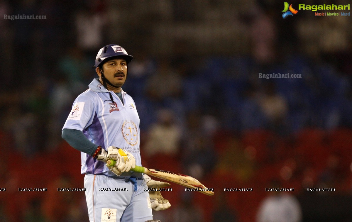 CCL 4: Telugu Warriors Vs Bhojpuri Dabanggs