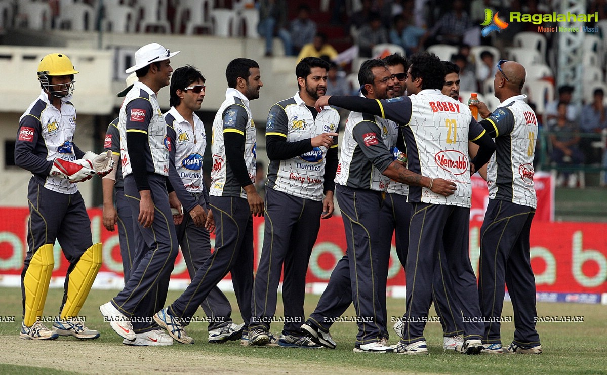 CCL4: Veer Marathi Vs Mumbai Heroes (Set 1)