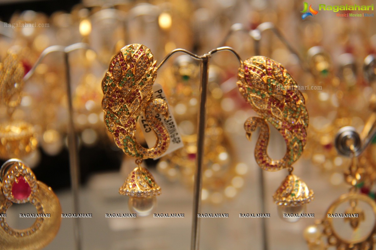 Dulhan Exhibition at Emerald Room, Taj Krishna, Hyderabad